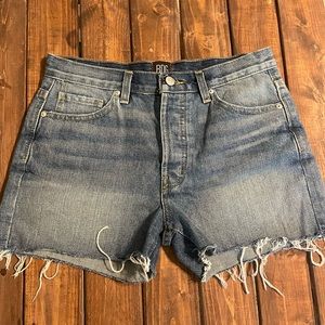BDG Urban Outfitters Jean shorts | boyfriend Low-rise| frayed bottoms |